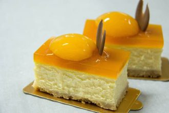 Cheesecake με μαρμελάδα βερίκοκο