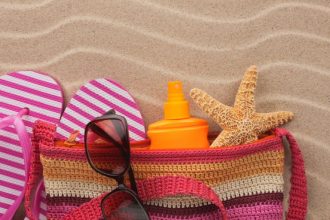 Όλα όσα θέλετε να βάλετε στην τσάντα θαλάσσης