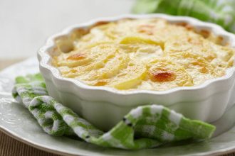 Πατάτες ογκρατέν με τυριά και κρέμα γάλακτος