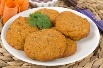 Σπιτικές κροκέτες με καρότο