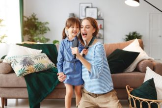 Μουσική: Ένα πολύτιμο εργαλείο στα χέρια κάθε γονιού