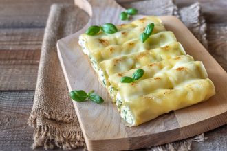 Κανελόνια με σπιτική ζύμη για κρέπες