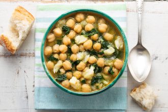 Ρεβίθια με σπανάκι