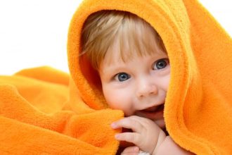 Γίνεται να προβλέψω τι χρώμα μαλλιά θα έχει το μωρό μου;