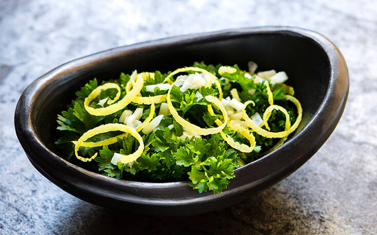 Πώς να φτιάξεις το απόλυτο μείγμα καρυκευμάτων για τα… πάντα