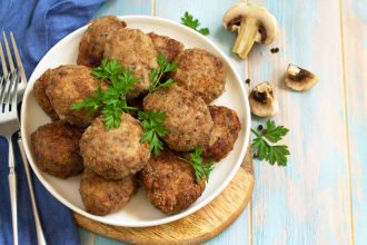 Σπιτικά κεφτεδάκια μανιταριών