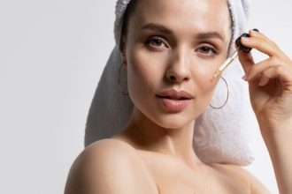 Πώς να χρησιμοποιήσετε σωστά το face oil