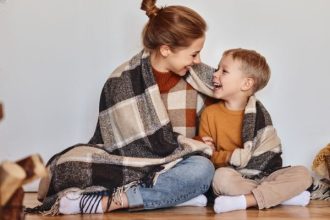 Το παιδί είναι λυπημένο; Ετσι θα του φτιάξετε τη διάθεση