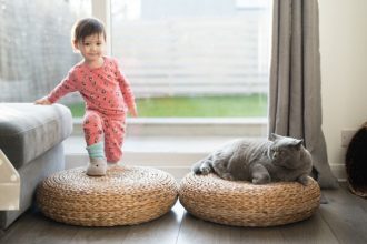 Πότε πρέπει να αρχίσει να φοράει παντόφλες το παιδί;