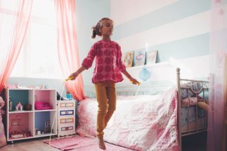 Τι χρειάζεται ένα εσωστρεφές παιδί για να είναι χαρούμενο;