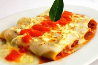 Κανελόνια με ζύμη σπιτικής κρέπας