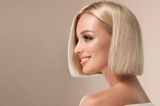Bob haircut: Τα 3 πιο «καυτά» στιλ που αξίζει να δοκιμάσετε