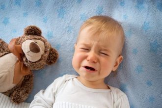 Πώς θα βοηθήσετε το παιδί με έκζεμα να κοιμηθεί