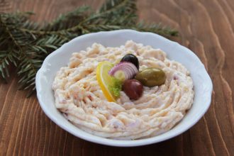 Λευκή ταραμοσαλάτα