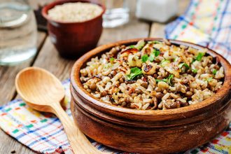 Αγιορείτικο φακόρυζο με χταπόδι