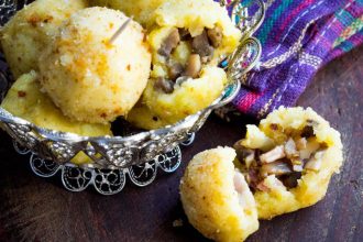 Σπιτικές κροκέτες πατάτας με μανιτάρια