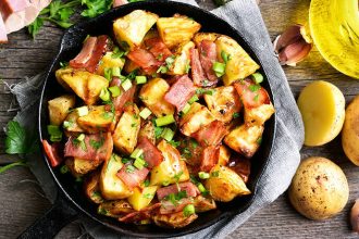 Πατάτες στο φούρνο με μπέικον