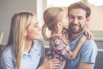 Πώς επιδρά ο έπαινος στη συμπεριφορά του παιδιού;