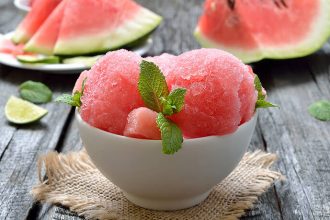 Παγωτό καρπούζι χωρίς ζάχαρη