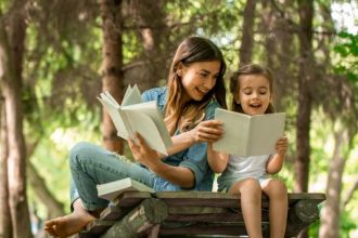Γιατί τα παιδιά μαθαίνουν πιο γρήγορα από εμάς;