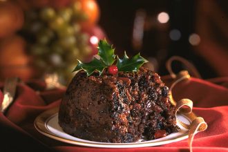 Χριστουγεννιάτικη πουτίγκα