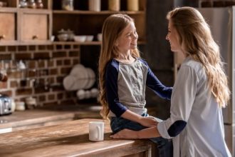 Μεγαλώνουμε ειλικρινή παιδιά