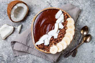 Εύκολη μους σοκολάτας με γάλα καρύδας