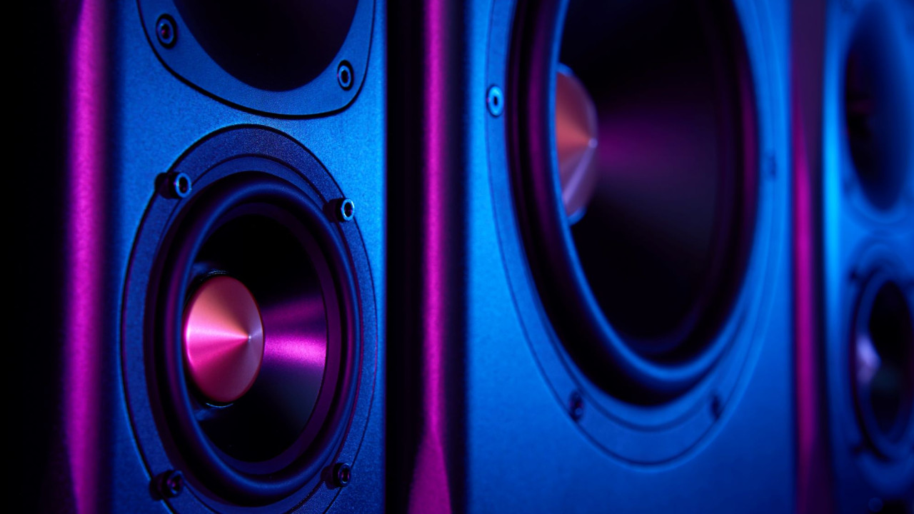 «Έσπασαν» τα ντεσιμπέλ στην Αχαΐα - Συλλήψεις σε Πάτρα και Αιγιάλεια