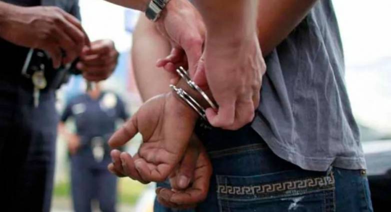 Ζάκυνθος: Πήγε να πετάξει τα ναρκωτικά, αλλά τον εντόπισαν