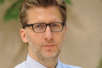 Μαζικές επενδύσεις, η λύση