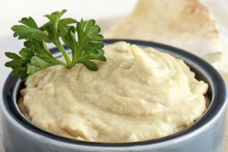 Σκορδαλιά - Πώς έγινε εθνικό φαγητό για την 25η Μαρτίου