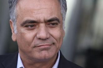 Ώρα Πατρών: Ανοικτή εκδήλωση στο Θεατράκι της Μαρίνας παρουσία Σκουρλέτη
