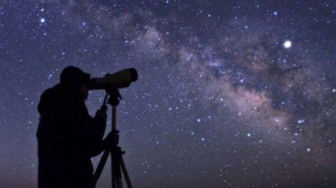 Αστροβραδιά στο Άνω Καστρίτσι!