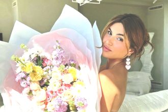 Η πραγματική διαφορά ανάμεσα στο ρουζ και το bronzer