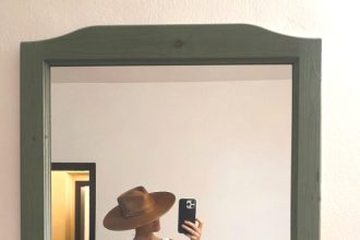 Summer mani: Το κομψό μανικιούρ που θα θέλεις να φοράς όλο το καλοκαίρι