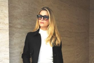 Πώς να αποτρέψεις τον ηλεκτρισμό των μαλλιών σου, τώρα τον χειμώνα