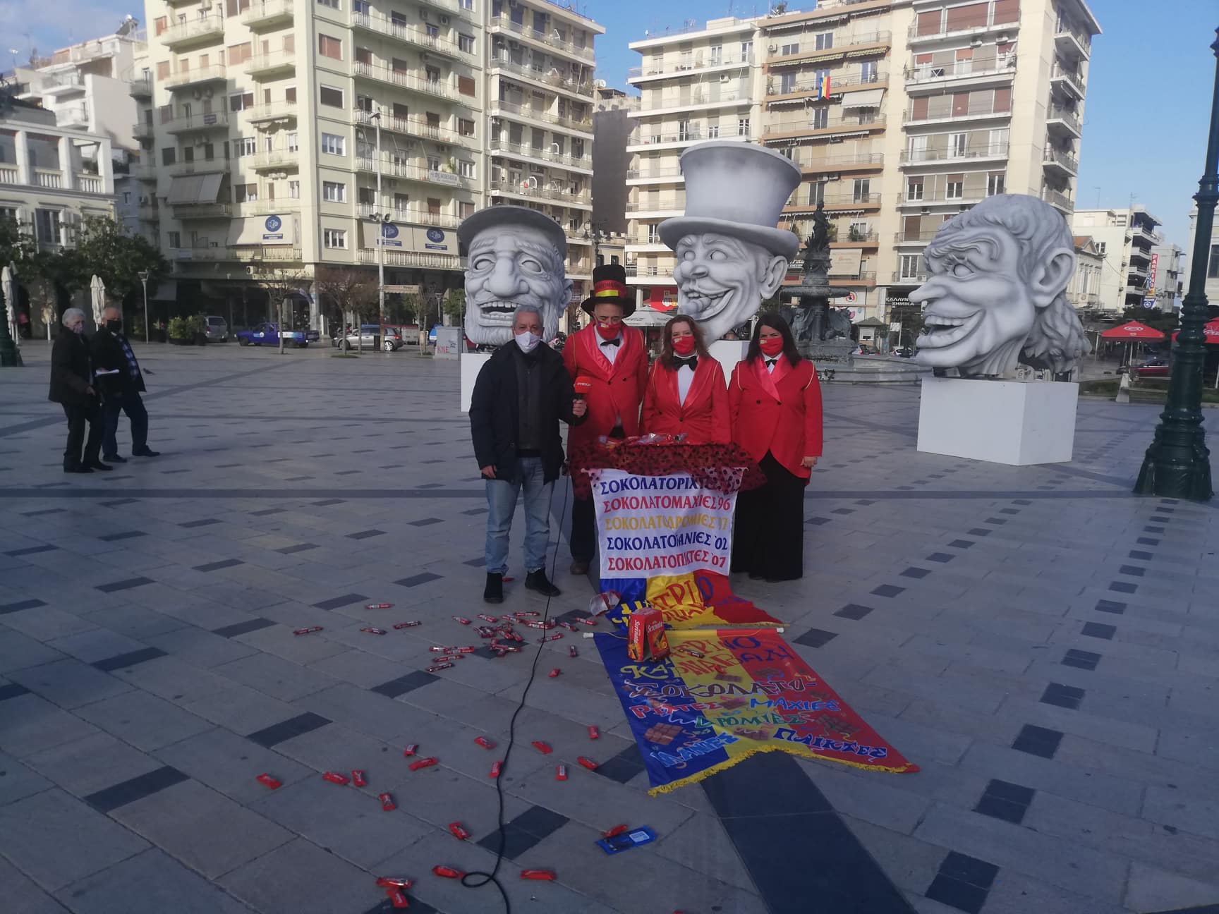 Οι σοκολατορίχτες μας "γλύκαναν" το Mega! ΦΩΤΟ