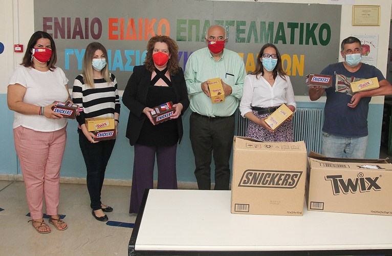 Οι σοκολατορίχτες "γλύκαναν" Πατρινούς μαθητές!