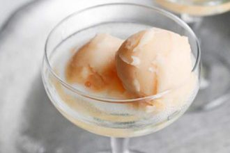 Σορμπέ ροδάκινο - Με 4 υλικά