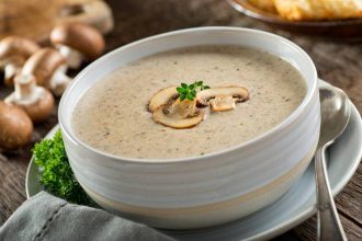 Μανιταρόσουπα βελουτέ