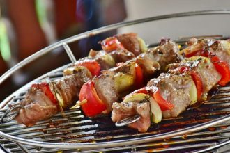 Σουβλάκια με ρύζι