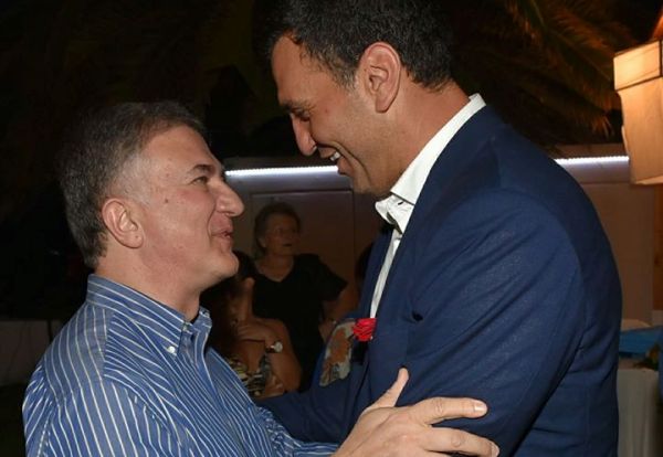 Συνομιλία...υψηλού επιπέδου