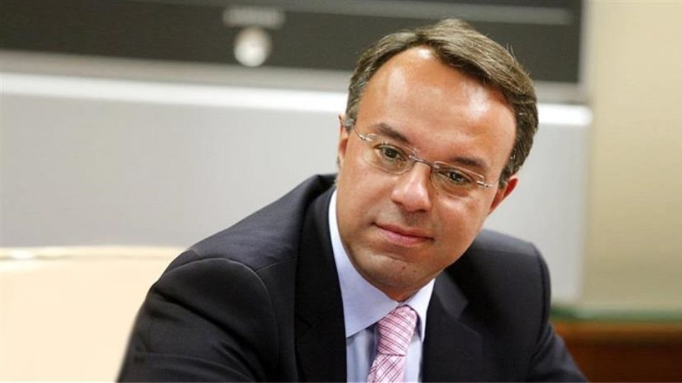 Στην Πάτρα ο υπουργός Οικονομικών Χρ. Σταϊκούρας ...έβαλε καλάθια - ΒΙΝΤΕΟ