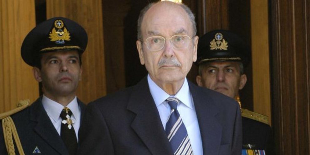 Public Issue: O Πατρινός Κωστής Στεφανόπουλος ο δημοφιλέστερος ΠτΔ