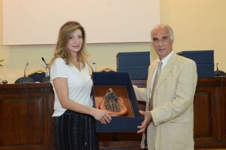 Η Bίβιαν Σαμούρη στην εκδήλωση «Γίνε εθελοντής δότης μυελού των οστών»