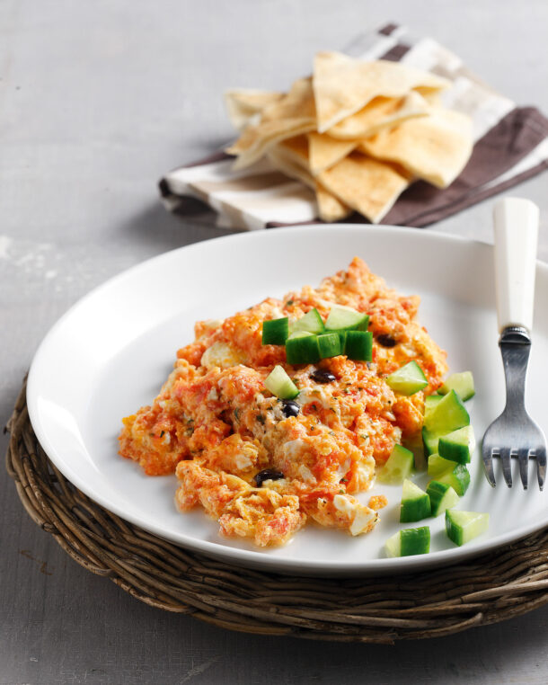 Στραπατσάδα σαν «χωριάτικη»