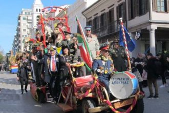 Πάτρα: Οι "Στρατηγοί του Καρναβαλιού" έρχονται σήμερα παρέα με τον ...ρώσο πρέσβη!