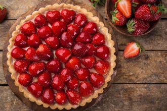 Τάρτα με φρέσκες φράουλες