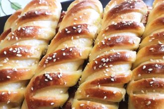 Στριφτά ψωμάκια με τυρί κρέμα