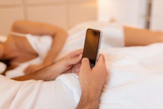 Αυτές είναι οι 5 κατηγορίες ανθρώπων που είναι πιθανόν να απατήσουν